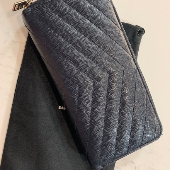 YSL Navy Wallet - Picture 5 of 7
